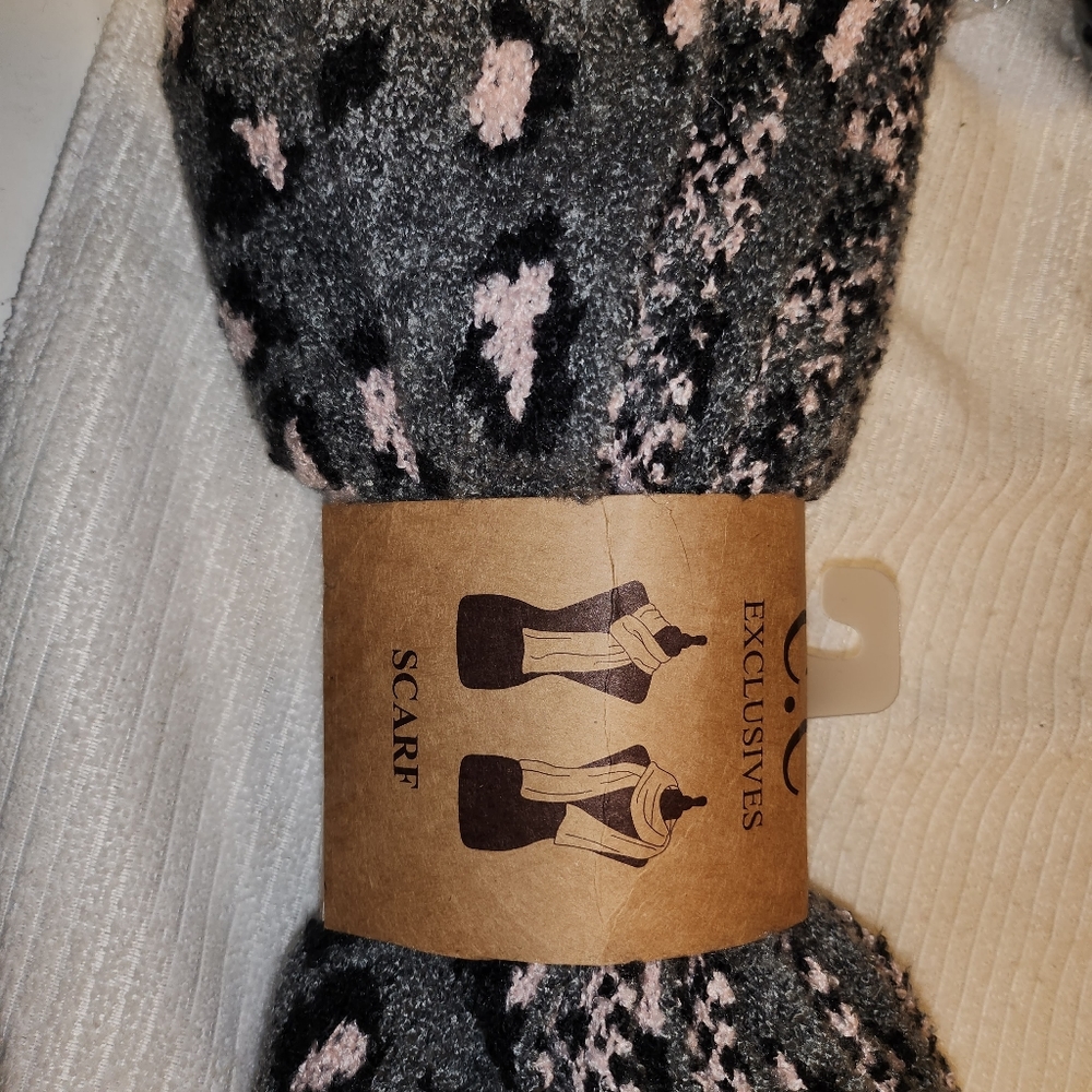C.C Exclusives Scarf